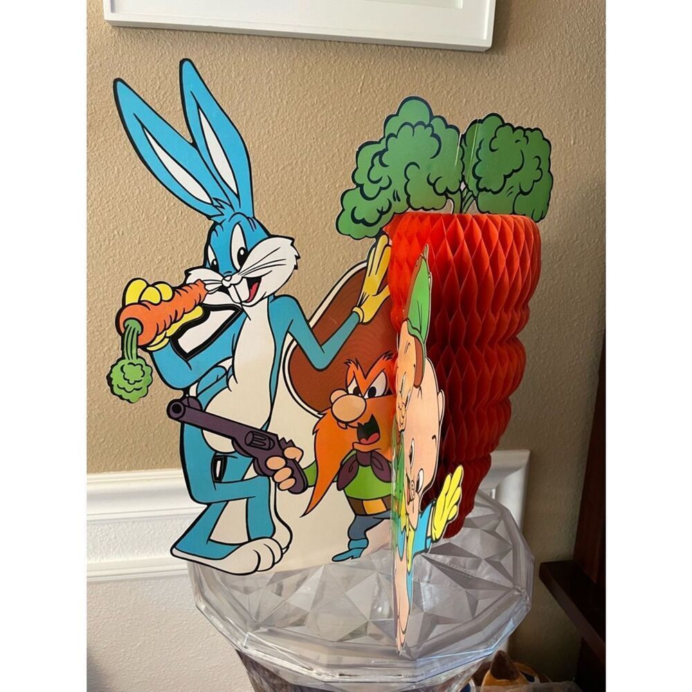 1977 Looney Tunes Carrot Honeycomb Table Centerpiece Bugs Yosemite Porky Sylvest